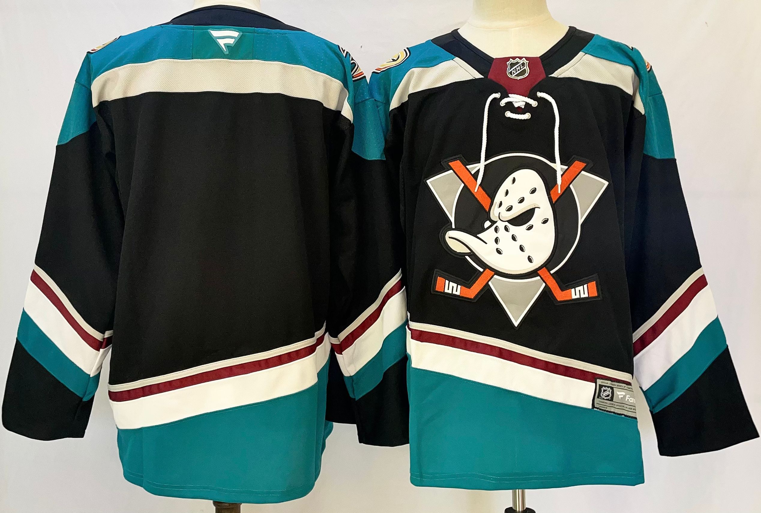 Men Anaheim Ducks Blank Black 2025 Home Premier Player NHL Jersey